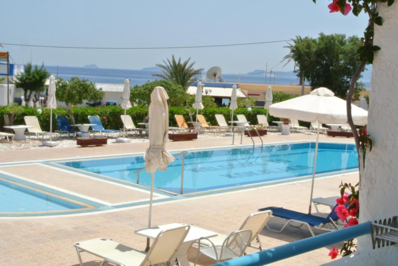 Kokalakis Hotel Кефалос Екстериор снимка