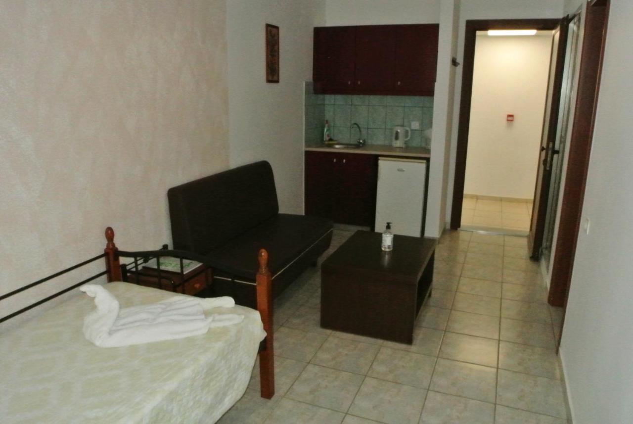 Kokalakis Hotel Кефалос Екстериор снимка