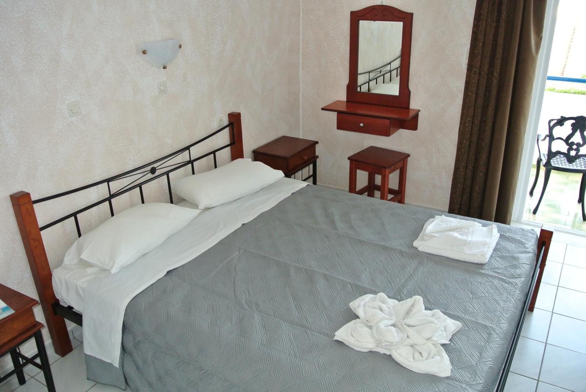 Kokalakis Hotel Кефалос Екстериор снимка