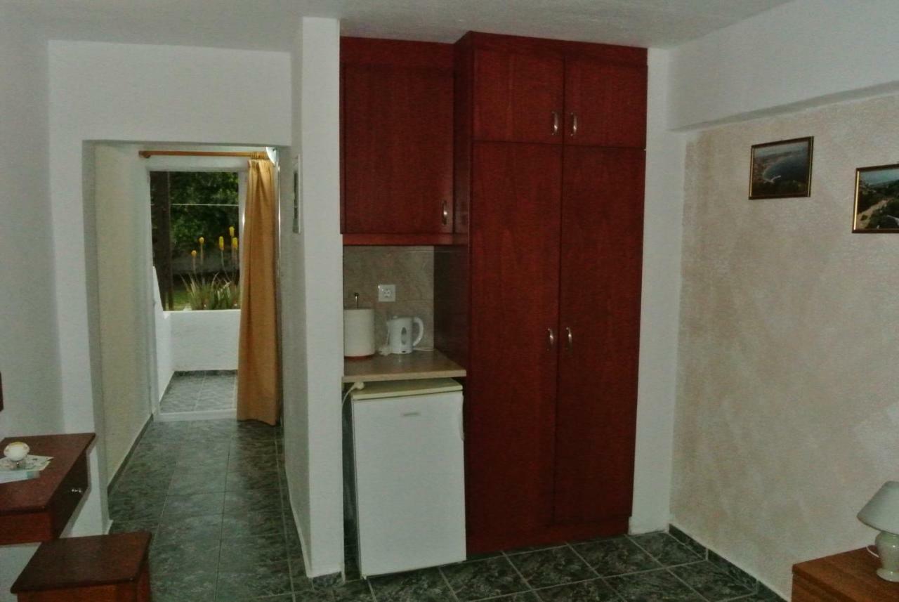 Kokalakis Hotel Кефалос Екстериор снимка